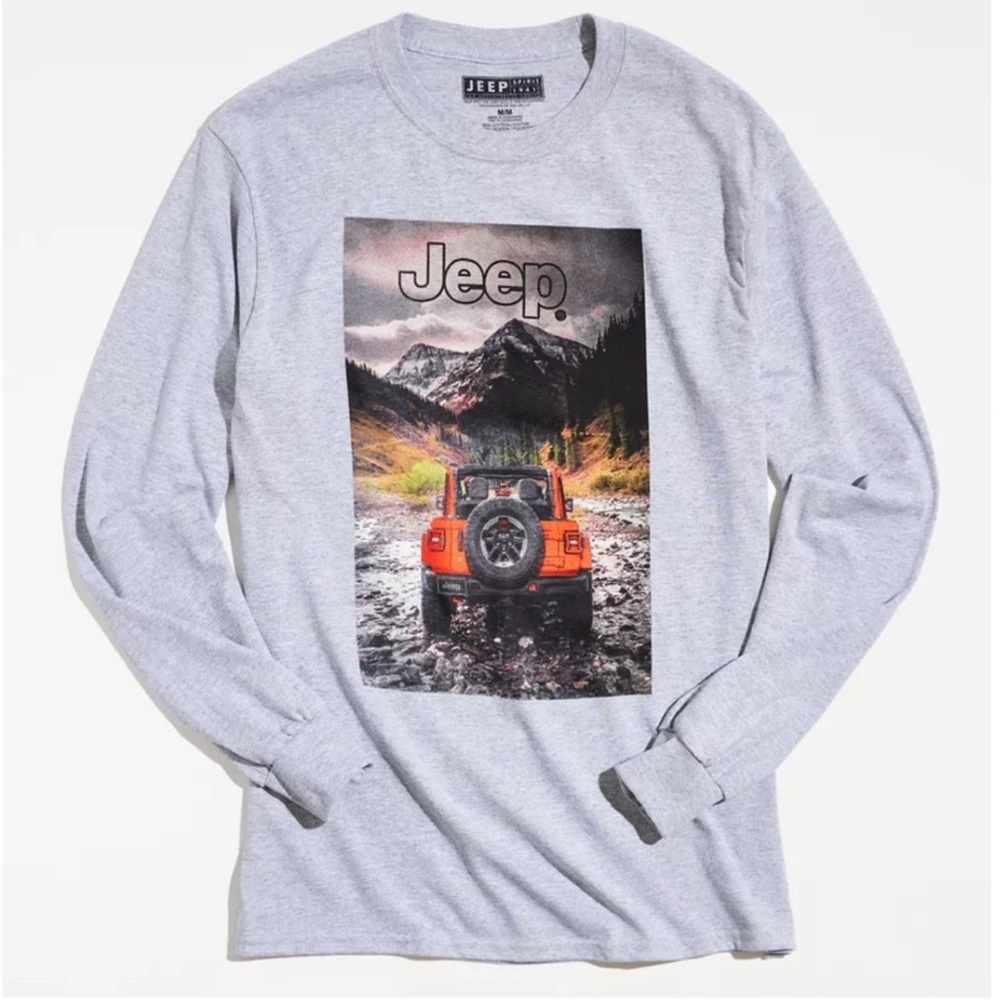 New🌟Urban Outfitters Long Sleeve Grey Jeep Tee-L